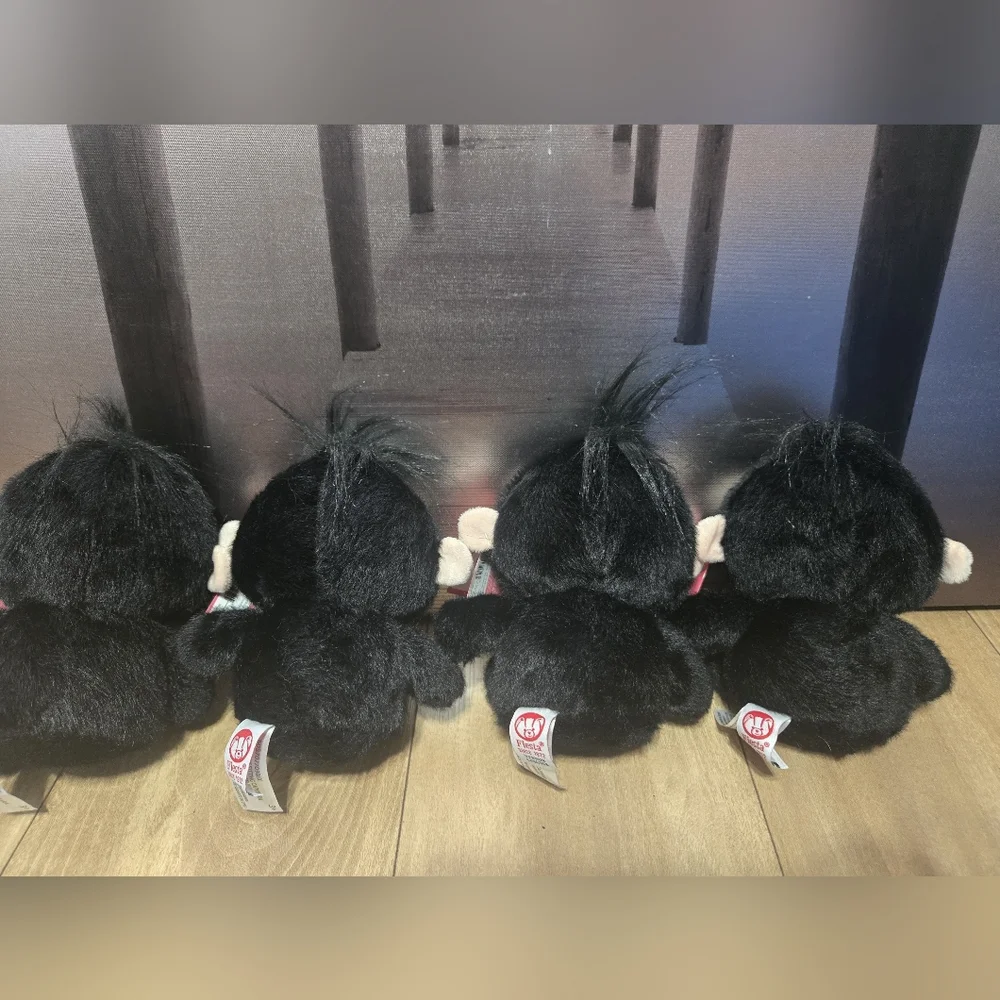 Fiesta Martin The Gorilla Adorable Black and Pink Plush Toy Set 4 - Picture 3 of 10